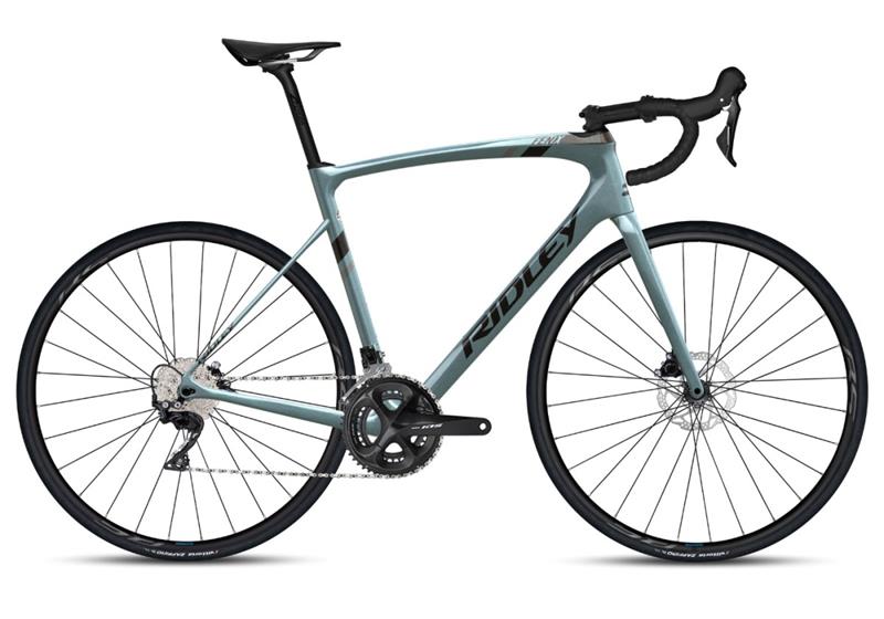 0039629-ridley_fenix_disc_105-_prismatic_silver_gloss-_2023-_m