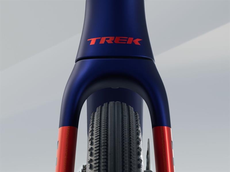 0041363-trek_checkmate_slr_8_axs-_matte_hex_blueplasma_grey_pea-_2025-_l